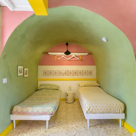 Casa Farlisa, Antico Baglio Con Piscina *