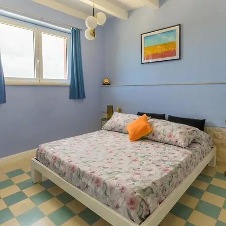 Casa Farlisa, Antico Baglio Con Piscina Villa