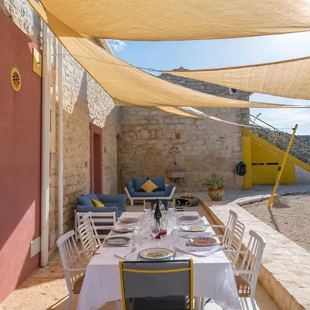 Casa Farlisa, Antico Baglio Con Piscina Villa *