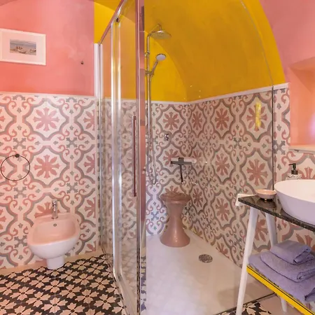Casa Farlisa, Antico Baglio Con Piscina * Scicli