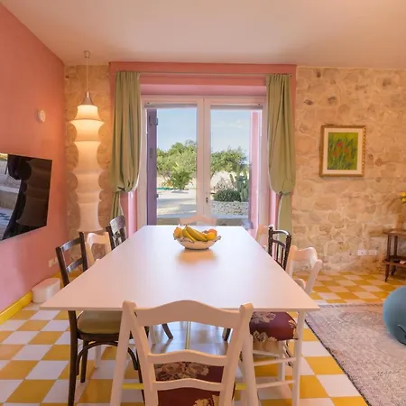 Casa Farlisa, Antico Baglio Con Piscina Vila Scicli